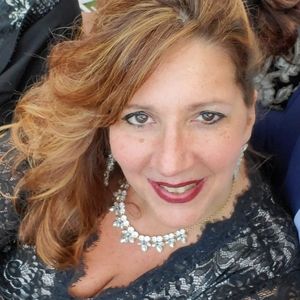 Meet your Posher, Gina